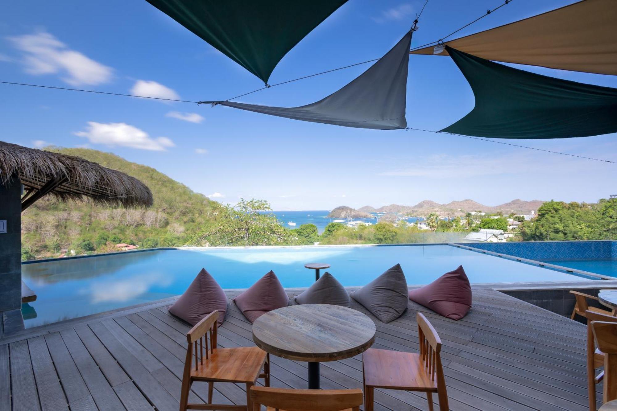 Zasgo Hotel Labuan Bajo Exterior foto