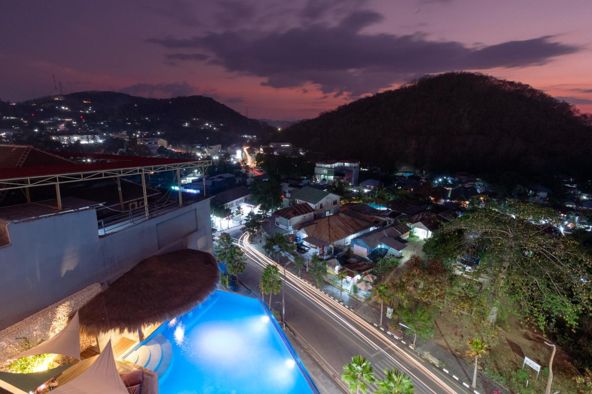 Zasgo Hotel Labuan Bajo Exterior foto